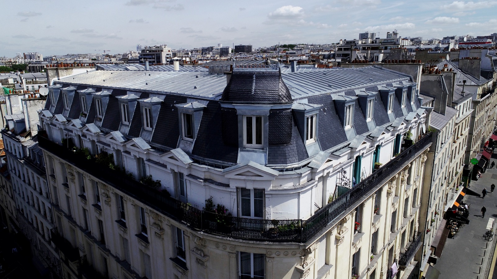 Toiture zinc immeuble haussmannien Paris